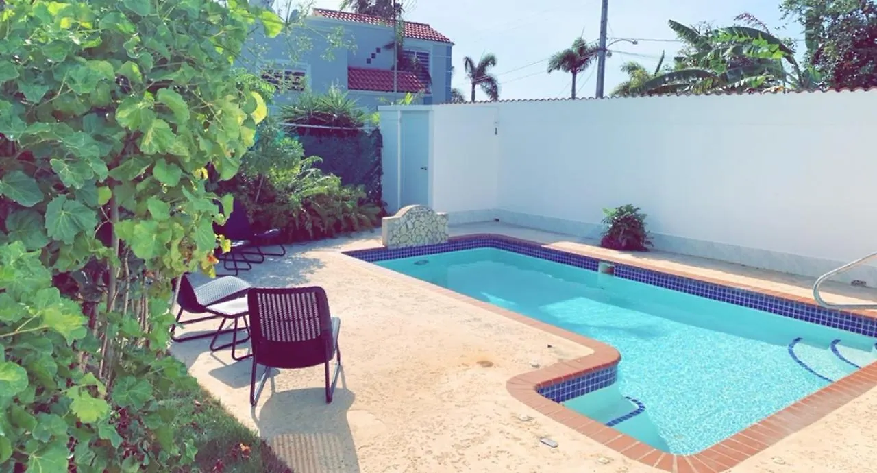 Villa Vistamar In Jobos And Private Pool Isabela